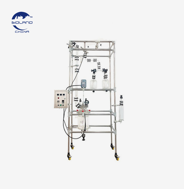 fractionating column for crude oil